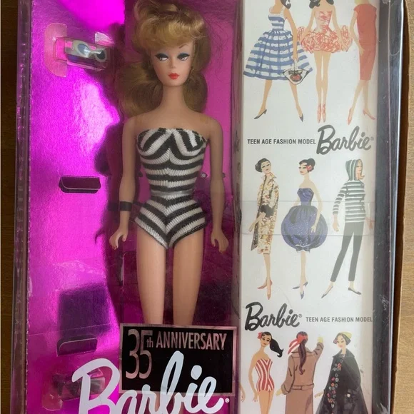 35th Anniversary Barbie original 1959 Barbie & package special edition 1993 - Picture 3 of 12
